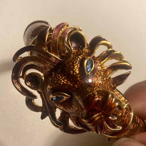 KJL MARKED Hinged bracelet. Excellent condition - Picture 2 of 7